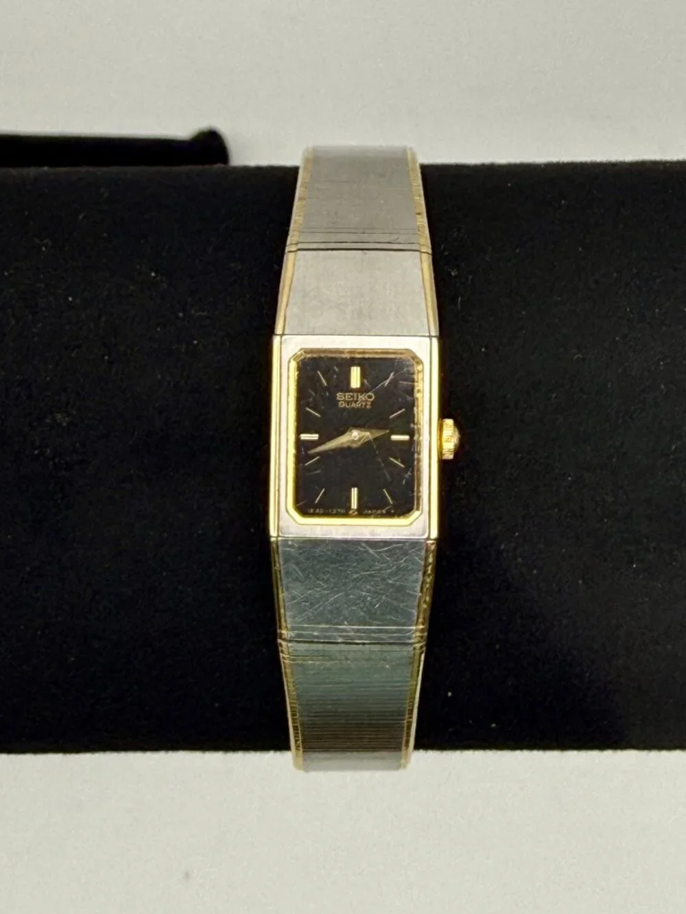 Vintage 90’s Seiko Ladies Watch Petite Rectangular Silver Black Working